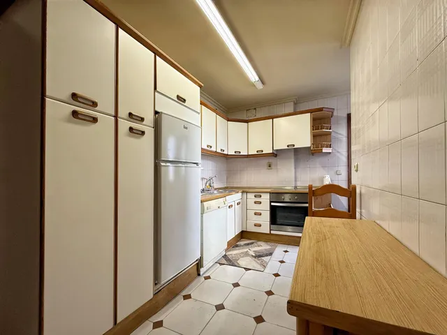 ESPACIO, LUZ NATURAL Y TODO EL POTENCIAL EN PLENO CENTRO. — 21