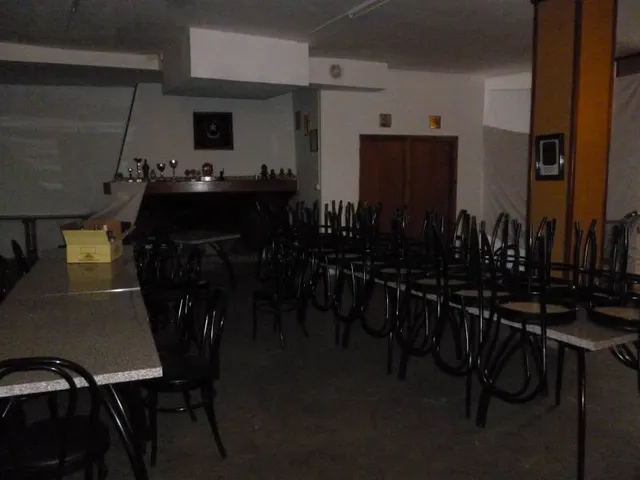 Local comercial en Agullent — 9