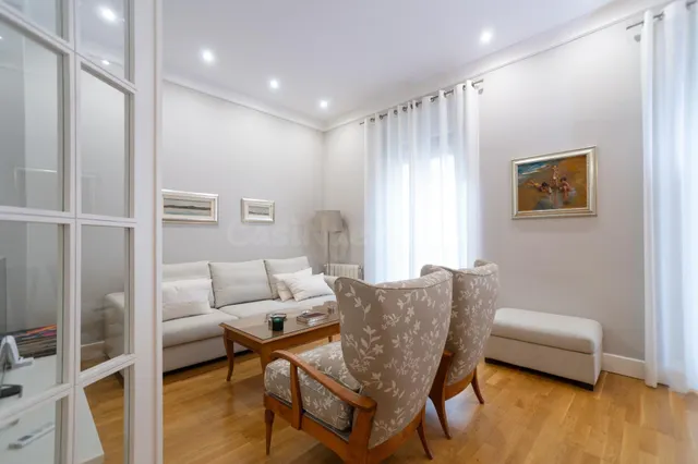 REFORMADO, TRES habitaciones, DOS BAÑOS, ASCENSOR, RUZAFA - foto 4