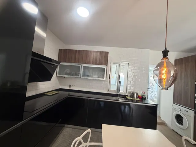 Encantadora Casa Reformada en la Parte Antigua de Cáceres - foto 5
