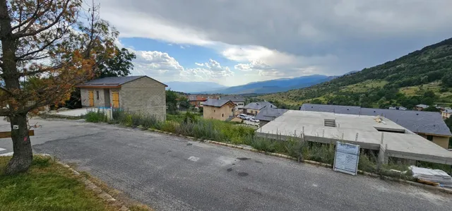 terreno con proyecto — 3