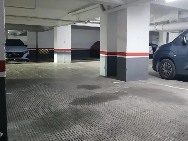 Planta baja práctica y accesible con parking y trastero — 38