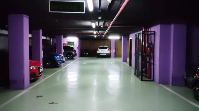 Parking de moto 4m² en alquiler - Barcelona — 16