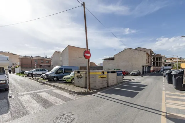 ¡Oportunidad única! Solar en venta en Churriana de la Vega — 8