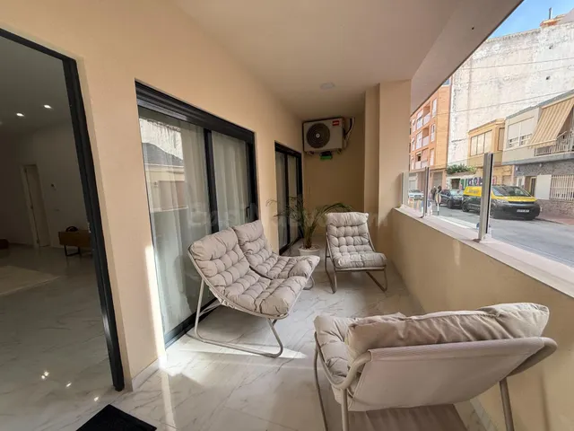 OBRA NUEVA DE 2 DORMITORIOS Y 2 BAÑOS EN EL CENTRO Y A 100M  - foto 3