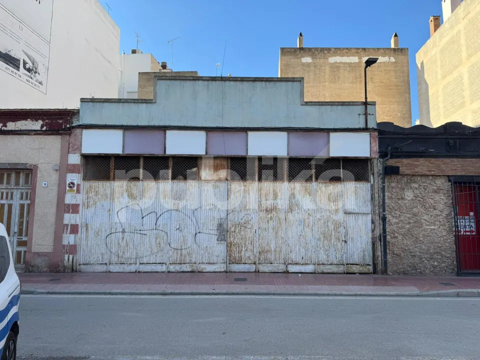 Solar 179m² en venta - Centro