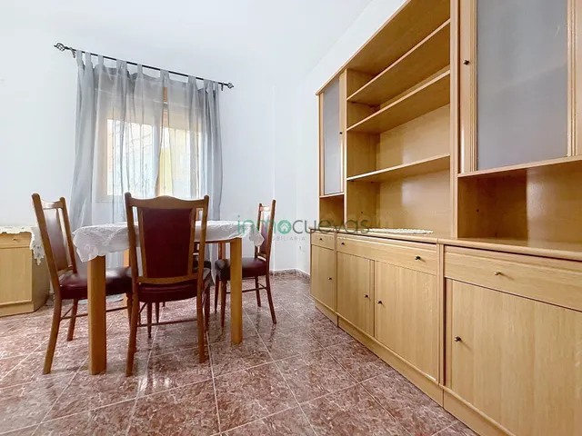 PLANTA BAJA EN ESQUINA, LUMINOSA Y LISTA PARA ENTRAR A VIVIR - foto 4