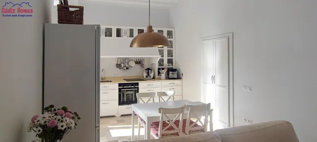 Preciosa vivienda en pleno centro.-Zona Plaza San Antonio — 5