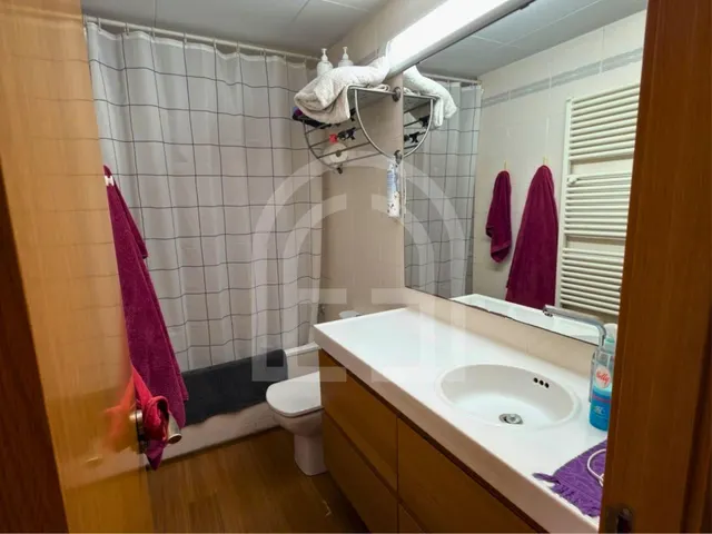 Casa unifamiliar de 180 m2 con jardín, terrazas y garaje en zona centro — 6