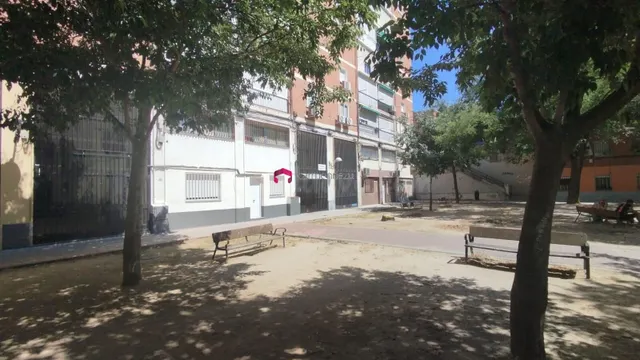¡VIVIENDA EN EL BARRIO DEL PILAR!!! PLAZA DE VERIN — 2