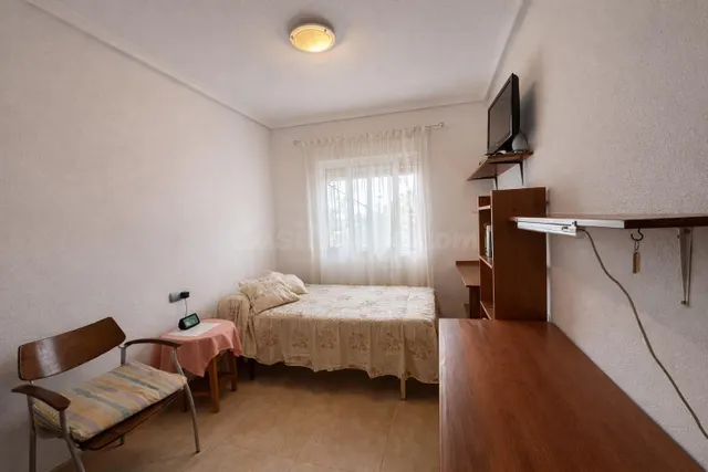 Casa 86m² en venta - Villamartin - foto 4