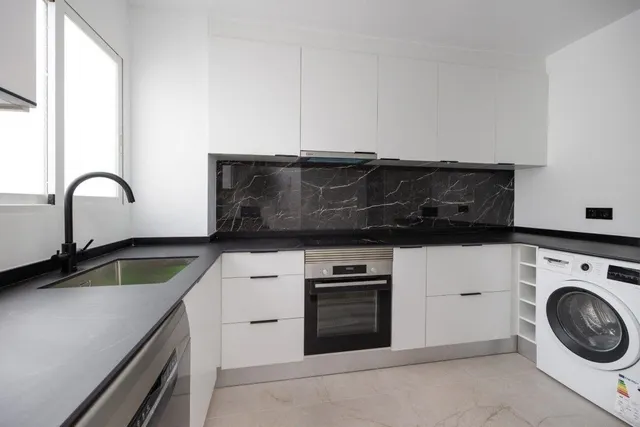 Ático reformado en venta en Torrevieja a 100 metros de la playa del acequión, con 3 dormitorios y 2 terrazas — 14