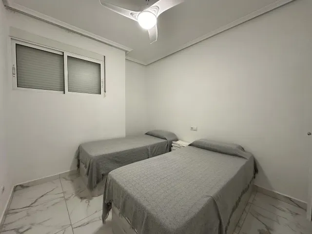 APARTAMENTO DE 2 DORMITORIOS 2 BAÑOS EN TORREVIEJA — 20