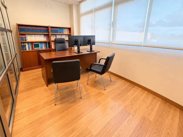 Amplio local comercial de 250 m2 acondicionado como oficinas en Avenida de Alicante, Altabix – Elche — 7