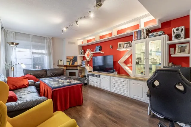 Encanto, luz y calidad de vida en Ogíjares, a un paso de Granada Vendemos esta casa — 14