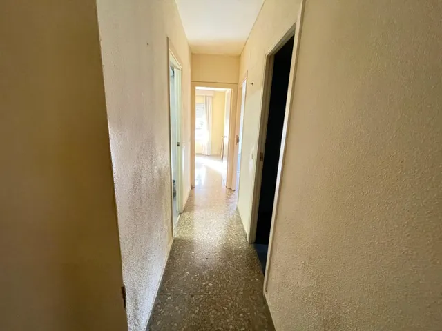 Piso junto a la Plaza de Toros. — 21