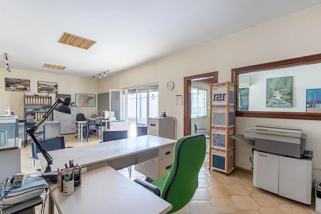 CASA CON NEGOCIO EN ALHENDIN — 12