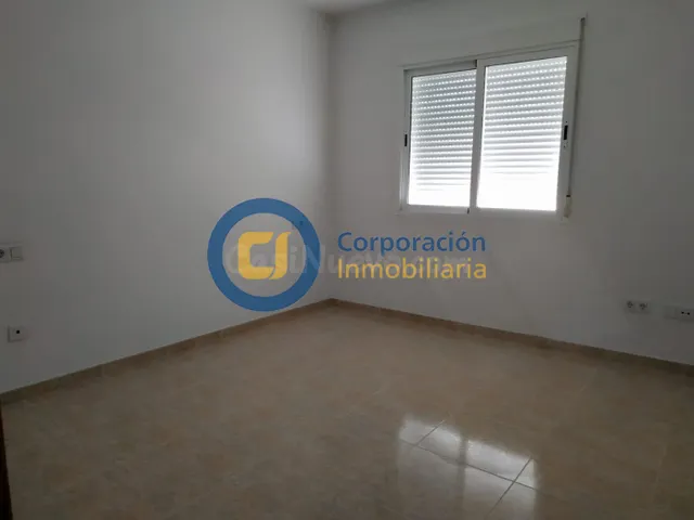 Piso con tres dormitorios y garaje en Puerto Lumbreras — 6