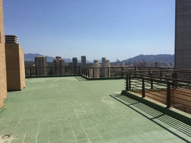 Es vende estupendo Ático con vistas impresionantes — 38
