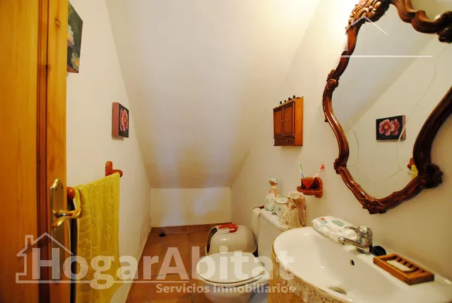 ADOSADO SEMINUEVO CON TERRAZA Y GARAJE — 29