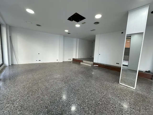 Local comercial en Alquiler en Lliria — 8