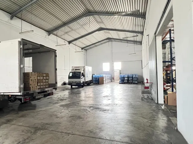 ALQUILER NAVE POLIGONO INDUSTRIAL CABEZO BEAZA - foto 2