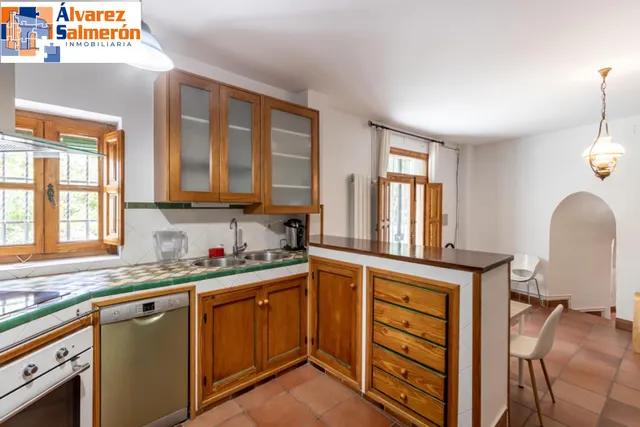 Casa reformada en el Camino del Sacromonte — 22