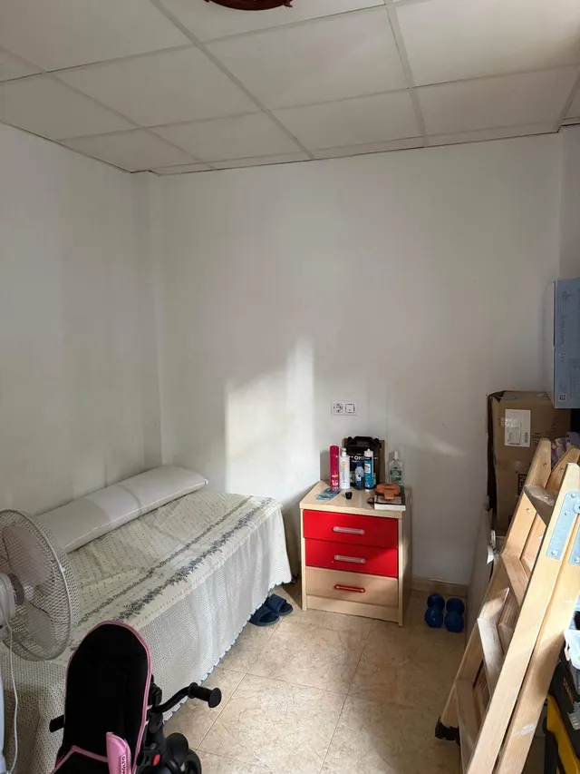 Amplio Piso en Santo Domingo, Alicante - Ideal para Familias — 16