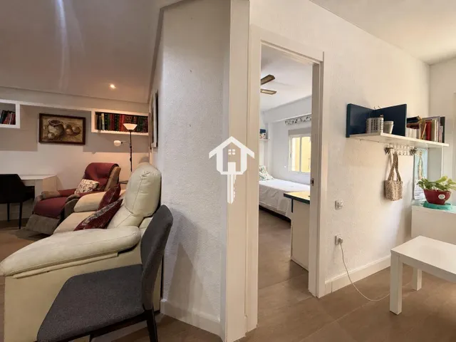 Piso en venta en Alicante. zona de carolinas altas. 90m2, 3 habitaciones, 1 baño, segunda planta con ascensor. — 7