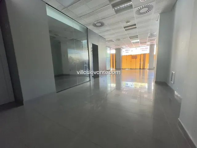 LOCAL COMERCIAL REFORMADO — 6