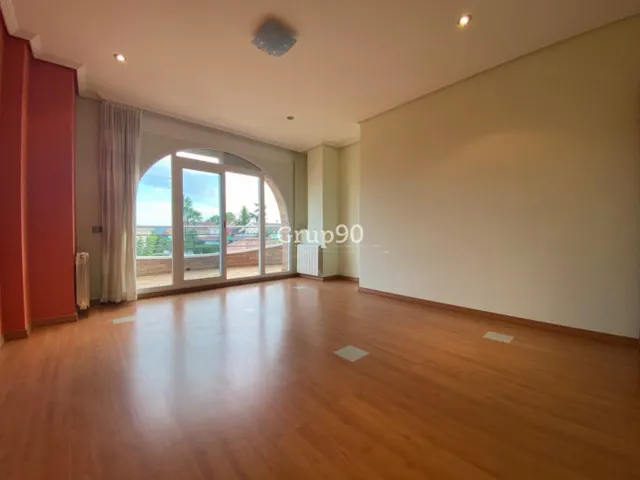 Espectacular chalet en la mejor zona del municipio — 28