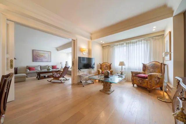 VIVIENDA DE AUTOR | 178 m2 | 7ª PLANTA | 5 DORMITORIOS | PARQUE DE LAS AVENIDAS — 21