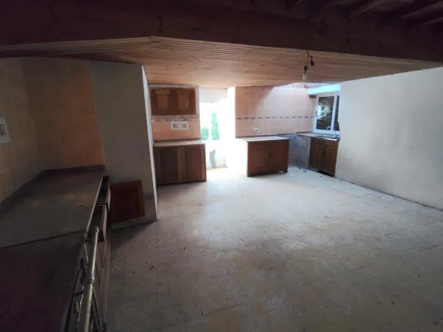 CASA independiente, con pequeño terreno. Nogueira de Ramuin — 25