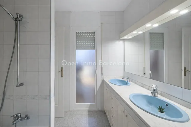 Casa exclusiva delante del Mar en Prat de Vilanova — 28