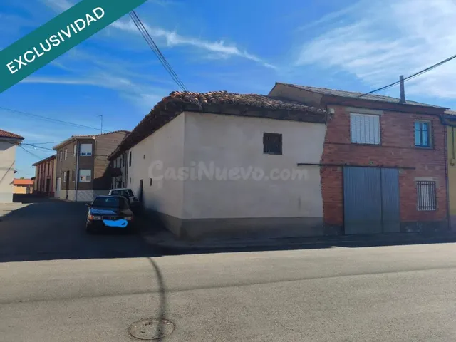 OCASIÓN EN PALAZUELO DE ÓRBIGO. CÉNTRICA CASA DE PUEBLO - foto 2