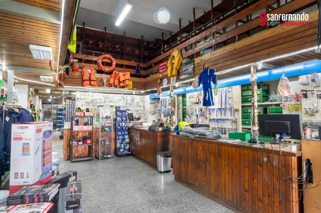 Local Comercial de 148m2 en Marqués de la Hermida - foto 2