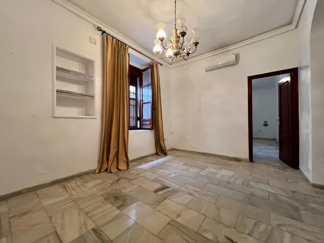 C. EXCLUSIVA CASA EN LA JUDERÍA A 5 MINUTOS DE LA MEZQUITA-CATEDRAL CON GARAJE Y ASCENSOR — 14
