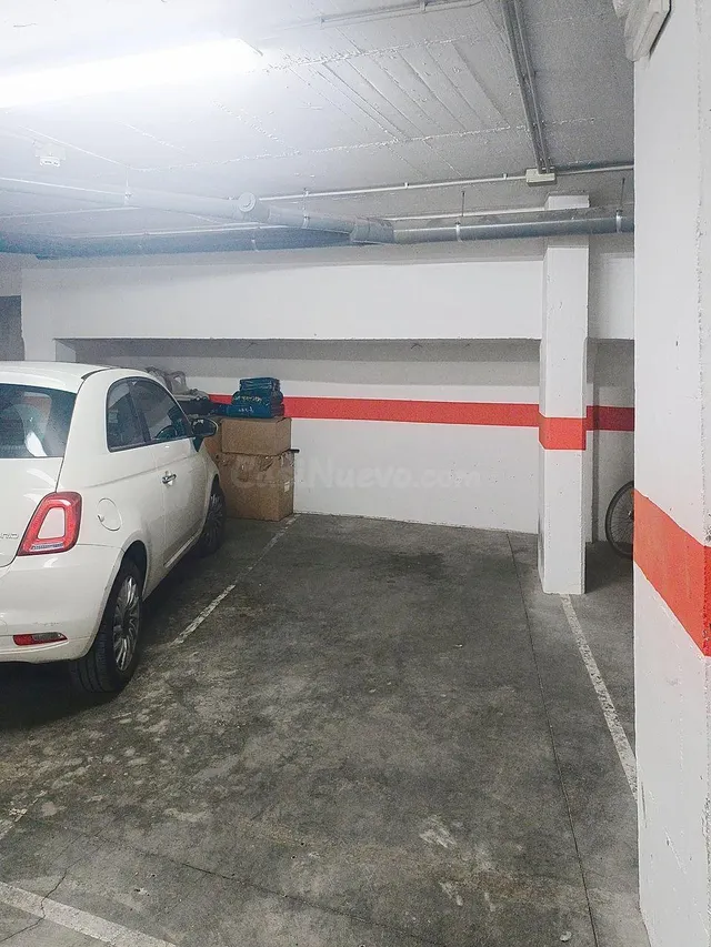 SE VENDE PLAZA DE GARAJE EN CALLE BAILEN - foto 4