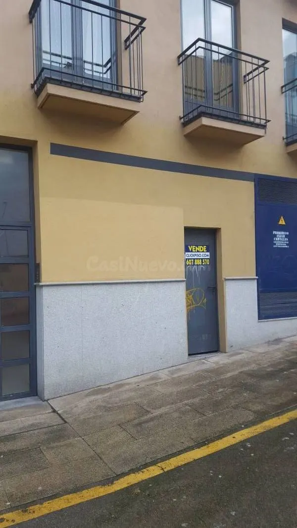 LOCAL COMERCIAL ZONA ALTA