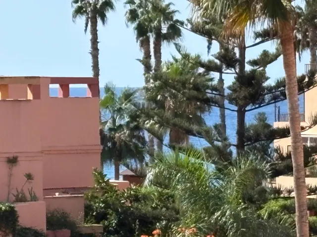 Encantador Apartamento en Primera Línea de Playa en Salobreña — 11