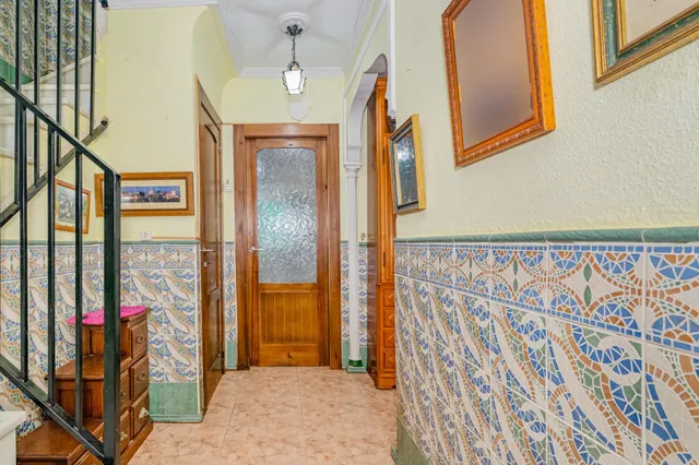 Fantástica casa adosada de 3 plantas con placas fotovoltaicas en Cúllar Vega !! — 4