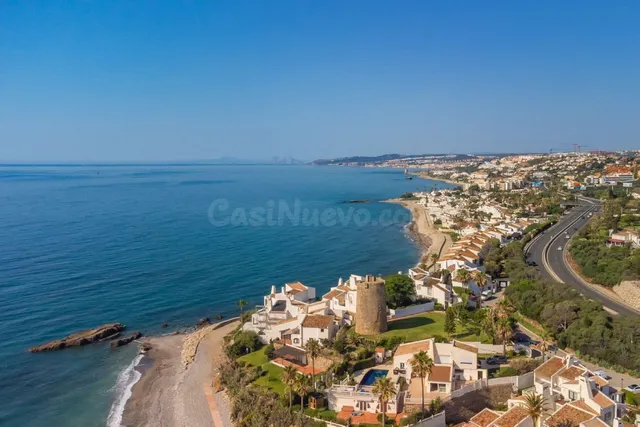 Chalet 5 habitaciones 200m² en venta - Costa Del Sol - foto 2