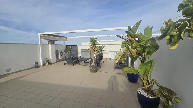 Ático 2 habitaciones 75m² en venta - Zona Pueblo — 27