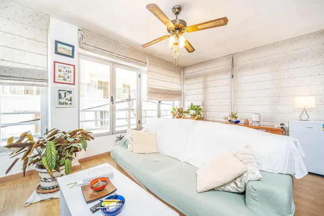 EXCELENTE VIVIENDA A 50 METROS DEL MAR EN EL ARENAL DE LLUCM - foto 4