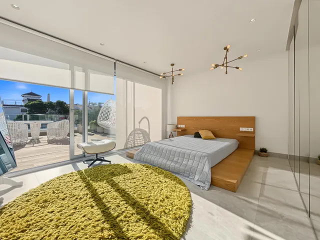 Villa de lujo con vistas al mar en Aguamarina, a 200 metros de la playa — 24