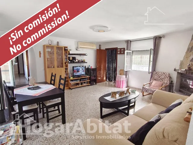 ¡exclusivo chalet con parcela, terraza y garaje! — 2