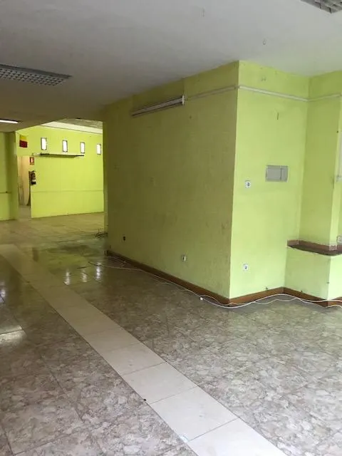 Local comercial en Ponferrada zona Centro — 3
