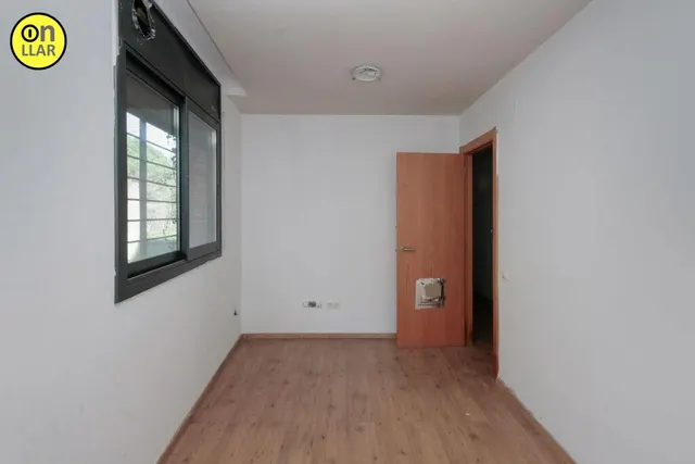 Amplio Chalet en Sentmenat posibilidad para dos familias — 7