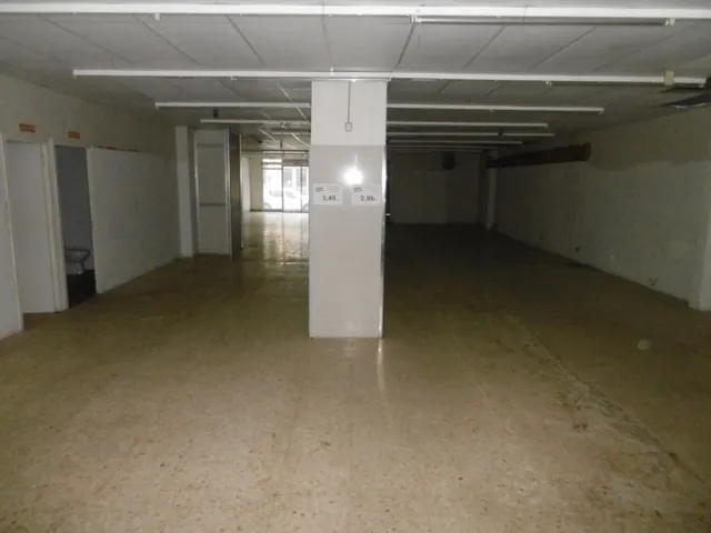 Local comercial en Roquetes de 260.68m2(antiguo supermercado DIA) — 3
