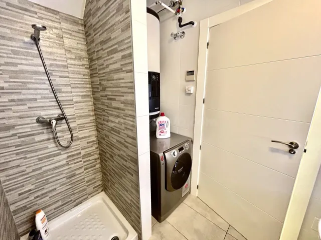Ático moderno con vistas al mar y solárium privado en Los Dolses — 15